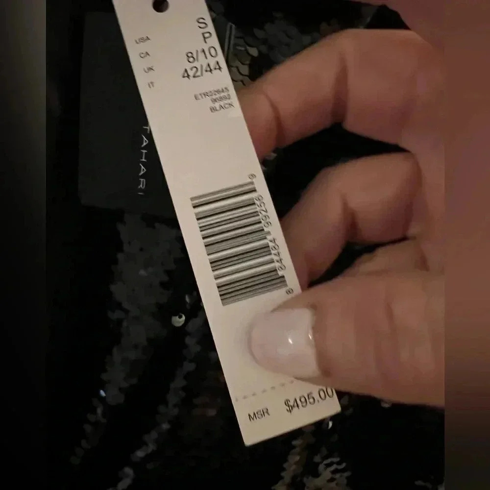 NWT-Elie Tahari -The Taylen Black Sequined Blazer
USA Size Small- UK Size 8/10 - Picture 6 of 6